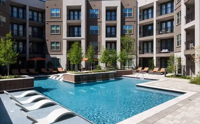 Rental by Apartment Wolf | Berkshire Amber | 5519 Arapaho Rd, Dallas, TX 75248 | apartmentwolf.com