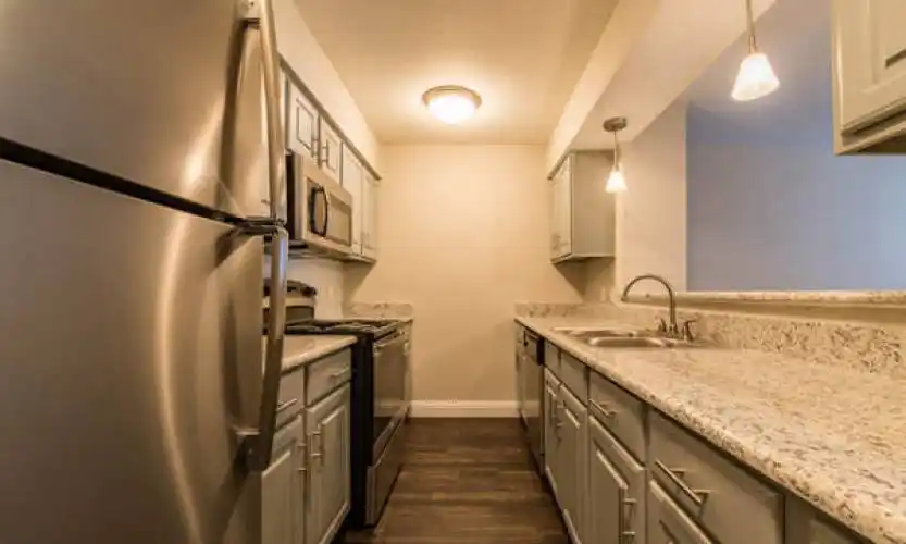 Rental by Apartment Wolf | Avondale Parc at Bellmar | 10830 Stone Canyon Rd, Dallas, TX 75230 | apartmentwolf.com