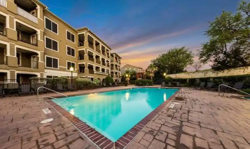 Rental by Apartment Wolf | Marquis at Stone Oak | 24385 Wilderness Oak, San Antonio, TX 78258 | apartmentwolf.com