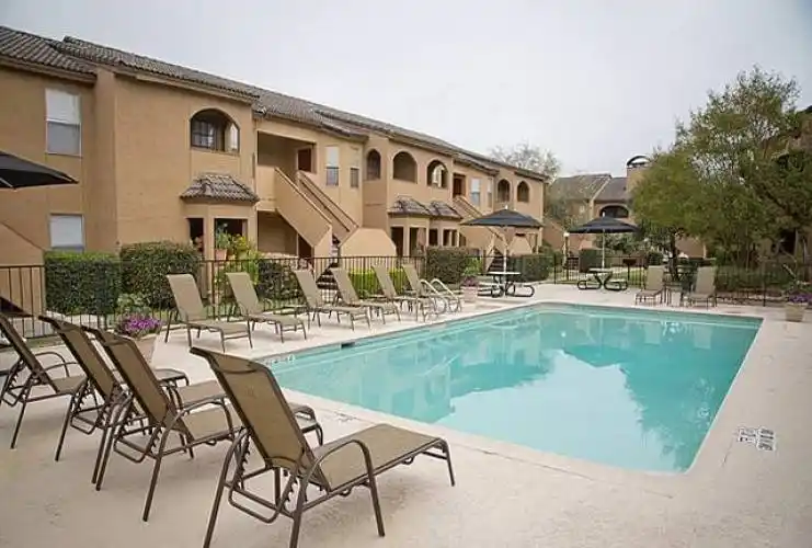 Rental by Apartment Wolf | Hyperion | 8525 Floyd Curl Dr, San Antonio, TX 78240 | apartmentwolf.com