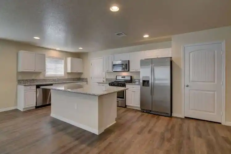 Rental by Apartment Wolf | Vickery Grove | 11518 Dakota Sky, San Antonio, TX 78249 | apartmentwolf.com