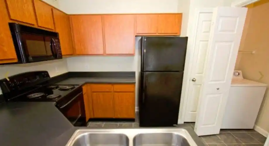 Rental by Apartment Wolf | The Franklin | 6620 N Gessner Rd, Houston, TX 77040 | apartmentwolf.com