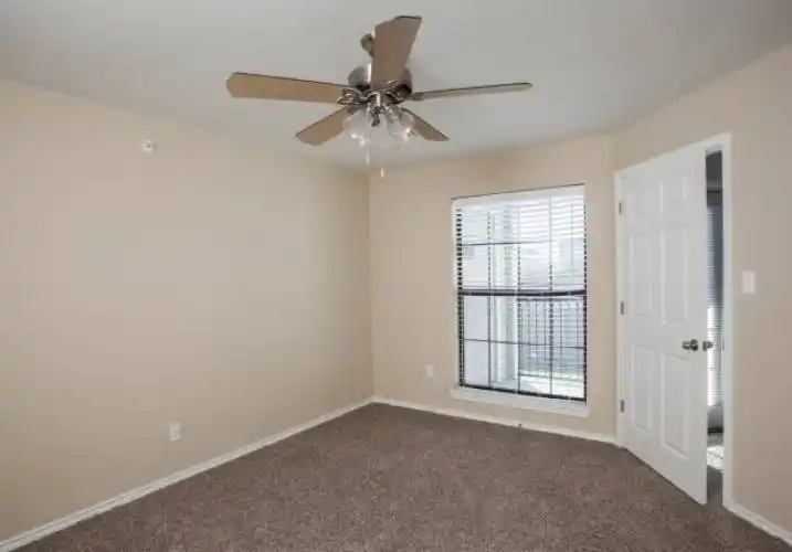 Rental by Apartment Wolf | The Arbors of Las Colinas | 1000 San Jacinto Dr, Irving, TX 75063 | apartmentwolf.com