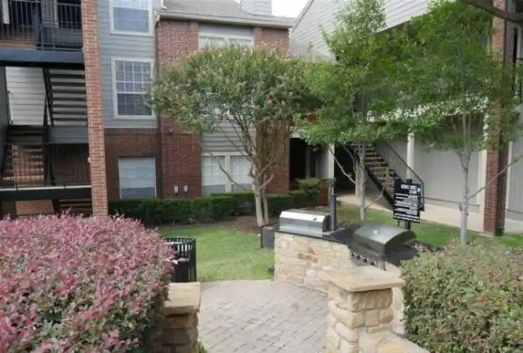 Rental by Apartment Wolf | Veridian Place | 4849 Haverwood Ln, Dallas, TX 75287 | apartmentwolf.com