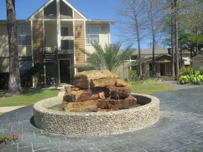 Rental by Apartment Wolf | Eden Pointe | 1307 Wilcrest Dr, Houston, TX 77042 | apartmentwolf.com